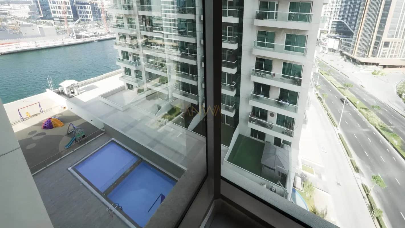 2-bedroom freehold apartment in Business Bay — photo 1 of 5