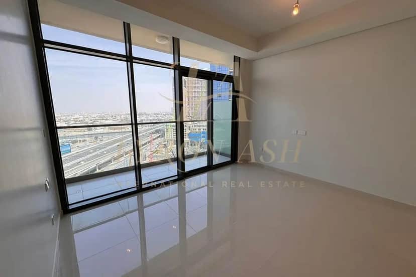 studio freehold apartment in Business Bay — photo 2 of 4