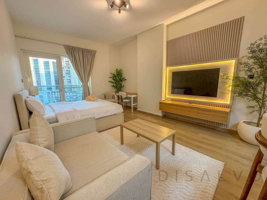studio freehold apartment in Business Bay — photo 1 of 4