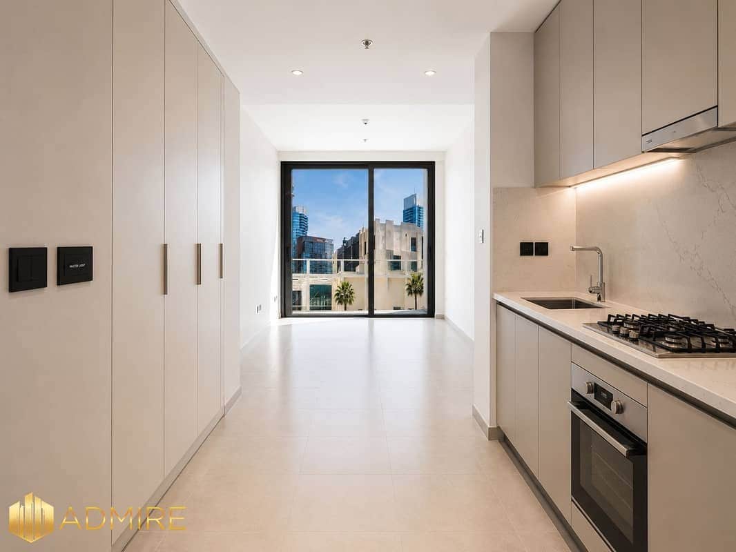 studio freehold apartment in Business Bay — photo 1 of 4