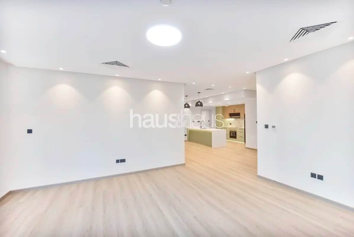 3-bedroom freehold apartment in Dubai Marina — photo 1 of 5