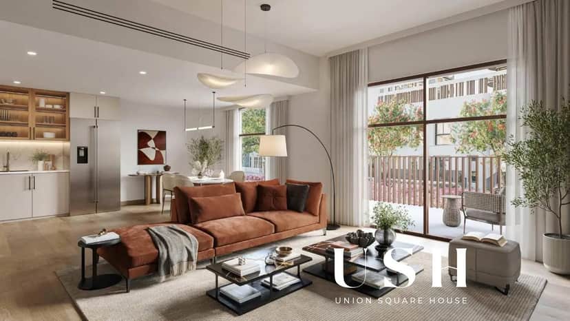 2-bedroom freehold apartment in Town Square — photo 2 of 4