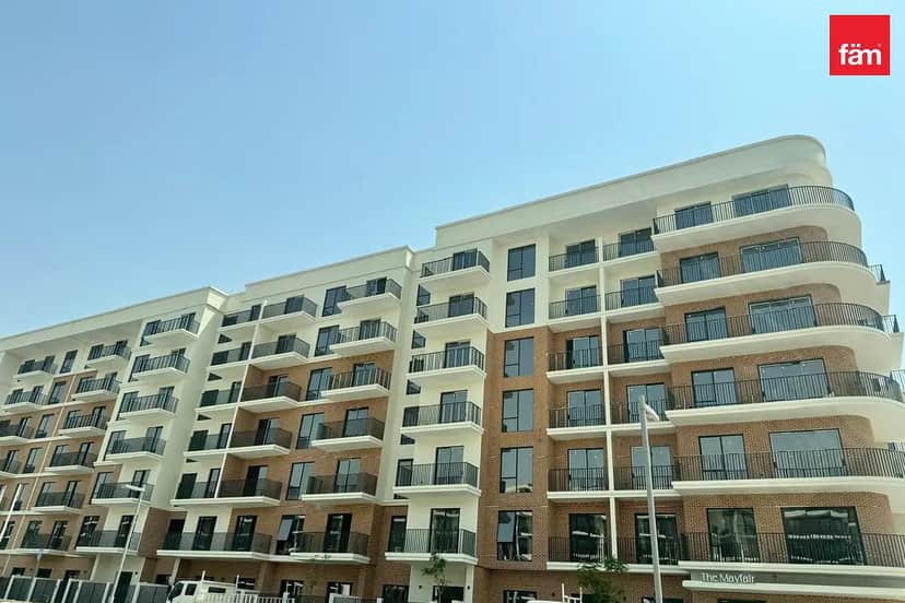 1-bedroom freehold apartment in Town Square — photo 2 of 4