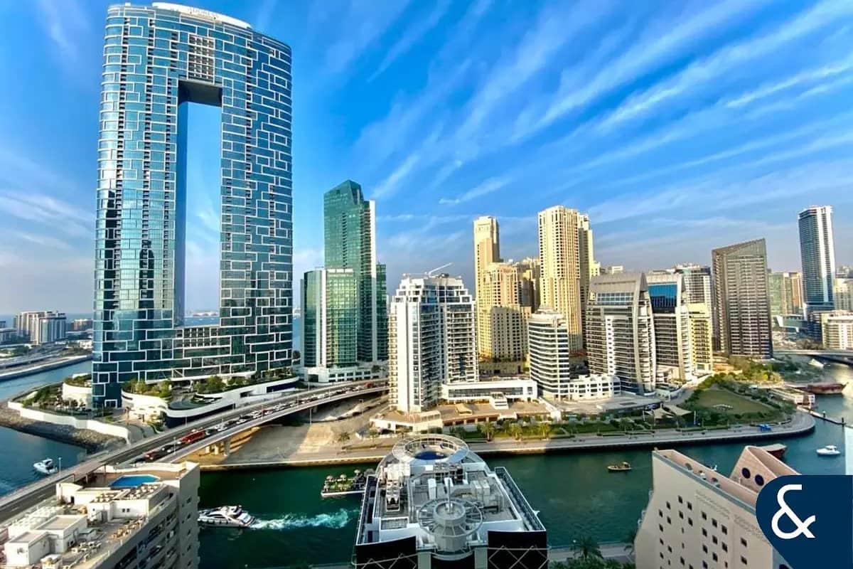 3-bedroom freehold apartment in Dubai Marina — photo 1 of 5