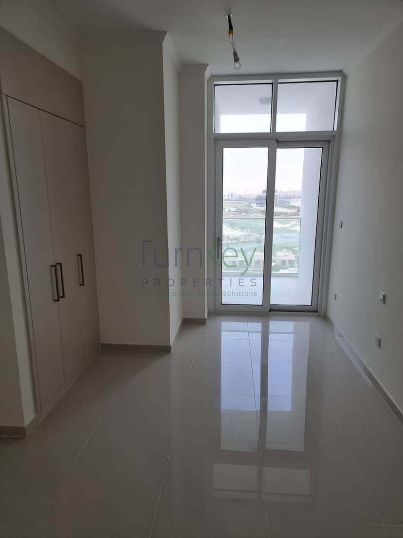 1-bedroom freehold apartment in DAMAC Hills — photo 3 of 4