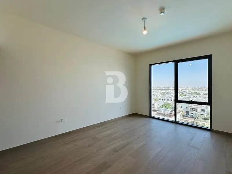 1-bedroom freehold apartment in Town Square — photo 5 of 5