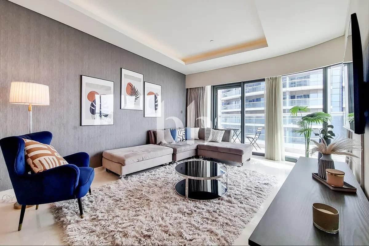 3-bedroom freehold apartment in Business Bay — photo 1 of 5