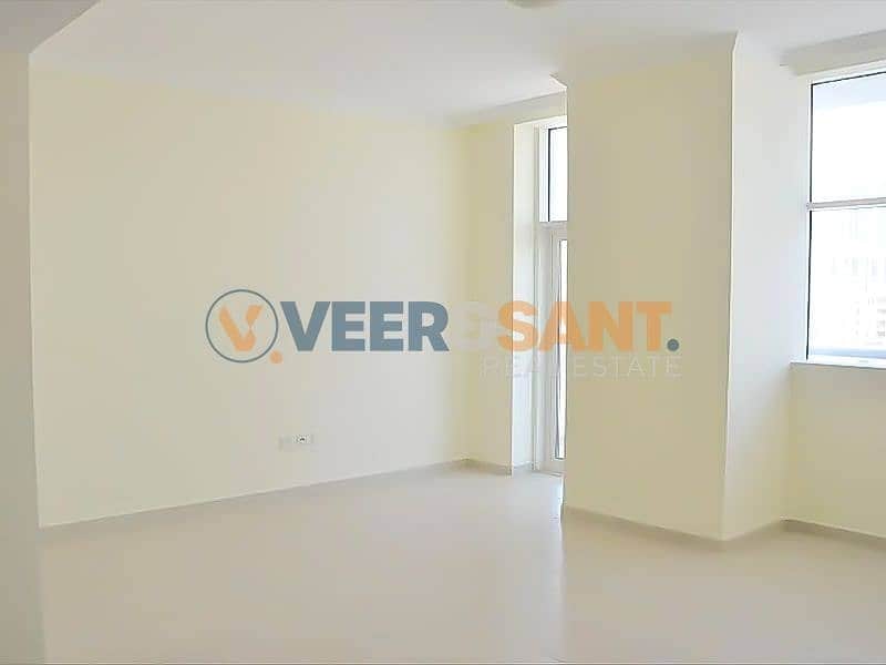 2-bedroom freehold apartment in Downtown Dubai — photo 1 of 4
