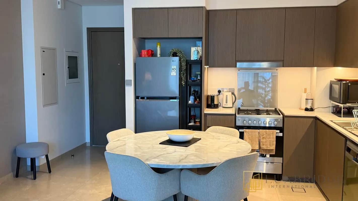 2-bedroom freehold apartment in Downtown Dubai — photo 3 of 5