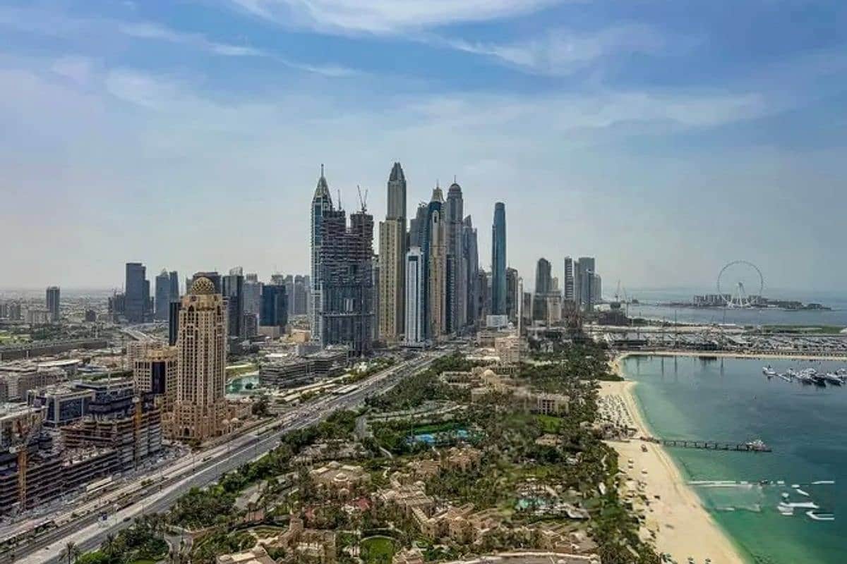 3-bedroom freehold apartment in Palm Jumeirah — photo 1 of 4