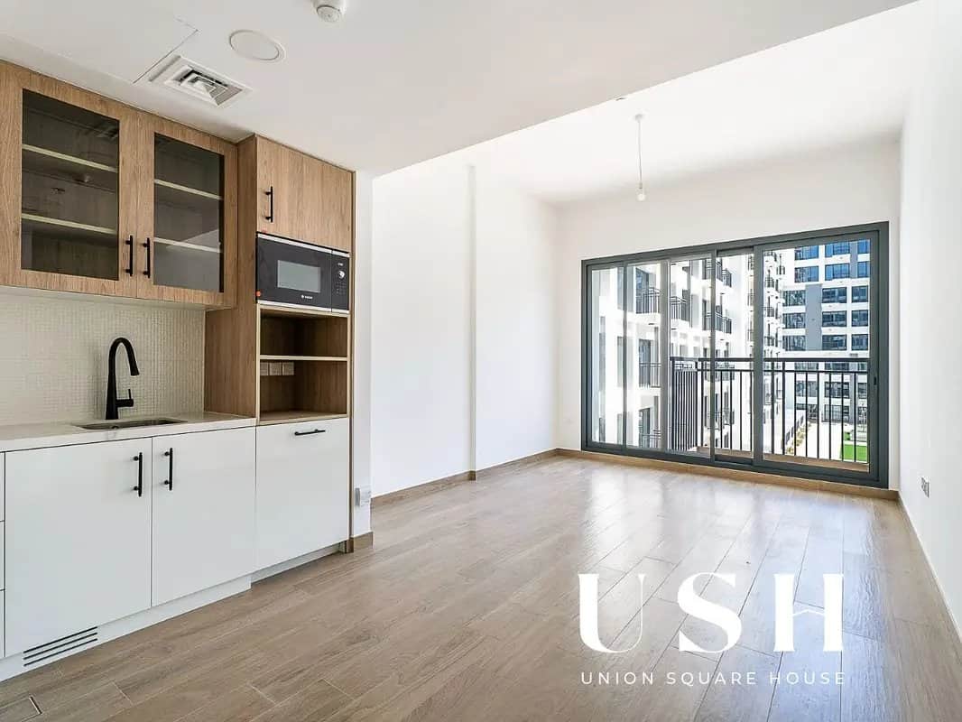 1-bedroom freehold apartment in Town Square — photo 3 of 5