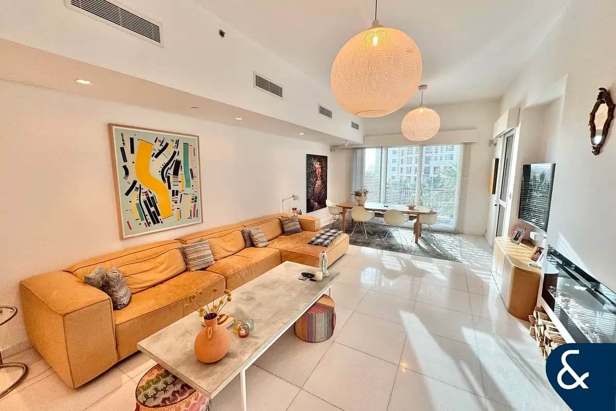 2-bedroom freehold apartment in Palm Jumeirah — photo 2 of 4