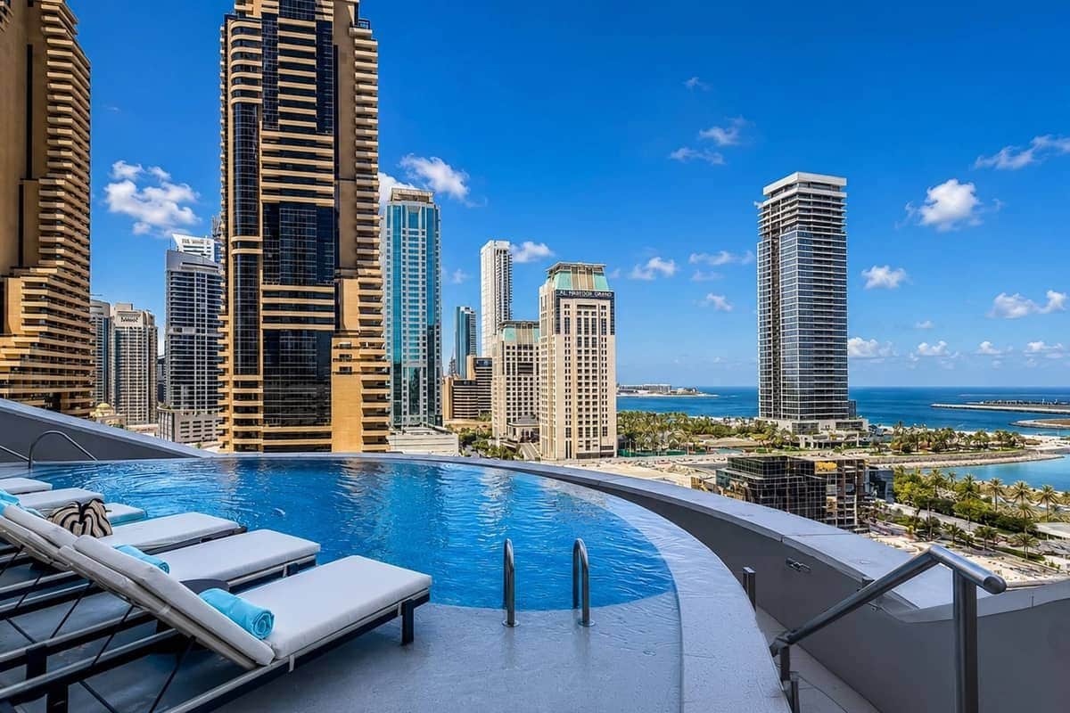 studio freehold apartment in Dubai Marina — photo 1 of 4