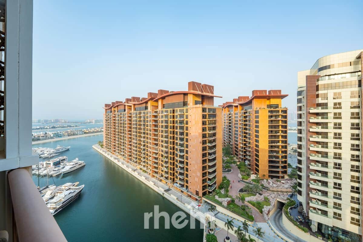 2-bedroom freehold apartment in Palm Jumeirah — photo 1 of 4