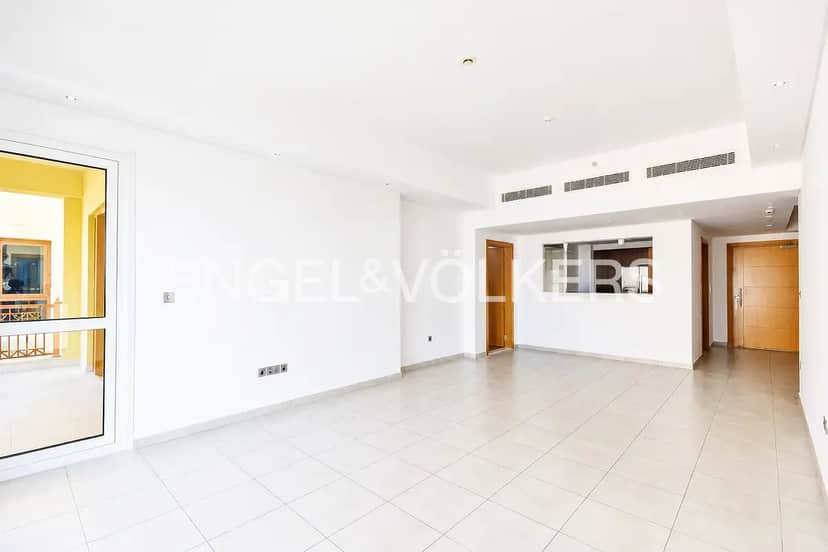 2-bedroom freehold apartment in Palm Jumeirah — photo 2 of 4