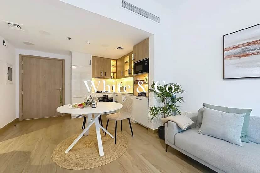 1-bedroom freehold apartment in Town Square — photo 4 of 4