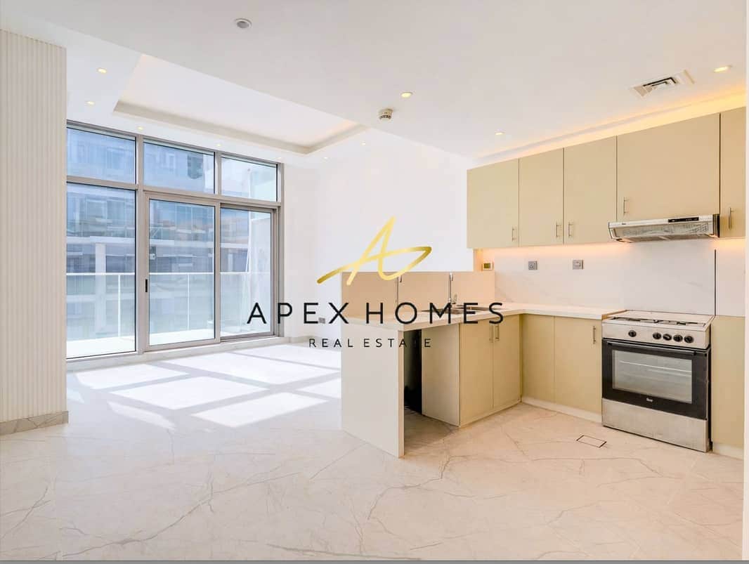 1-bedroom freehold apartment in DAMAC Hills — photo 2 of 5