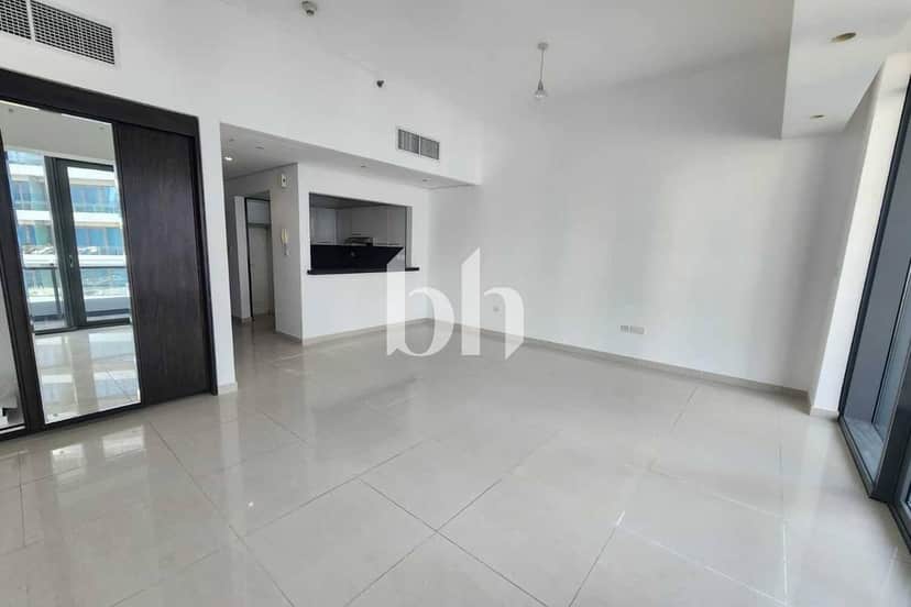 studio freehold apartment in Dubai Marina — photo 2 of 5