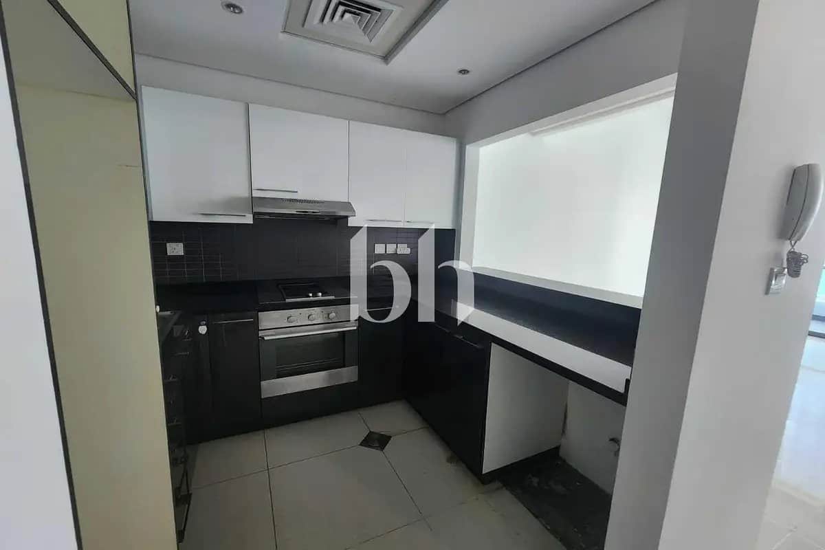 studio freehold apartment in Dubai Marina — photo 3 of 5