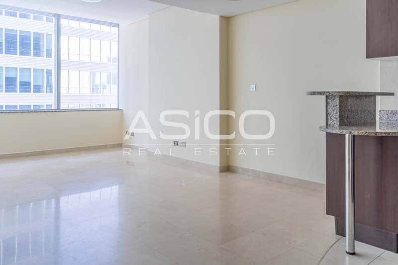 studio freehold apartment in DIFC — photo 2 of 5