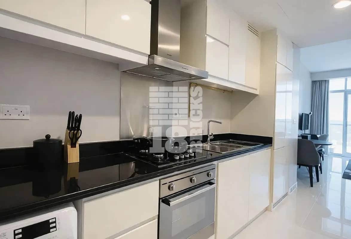 studio freehold apartment in DAMAC Hills — photo 3 of 5