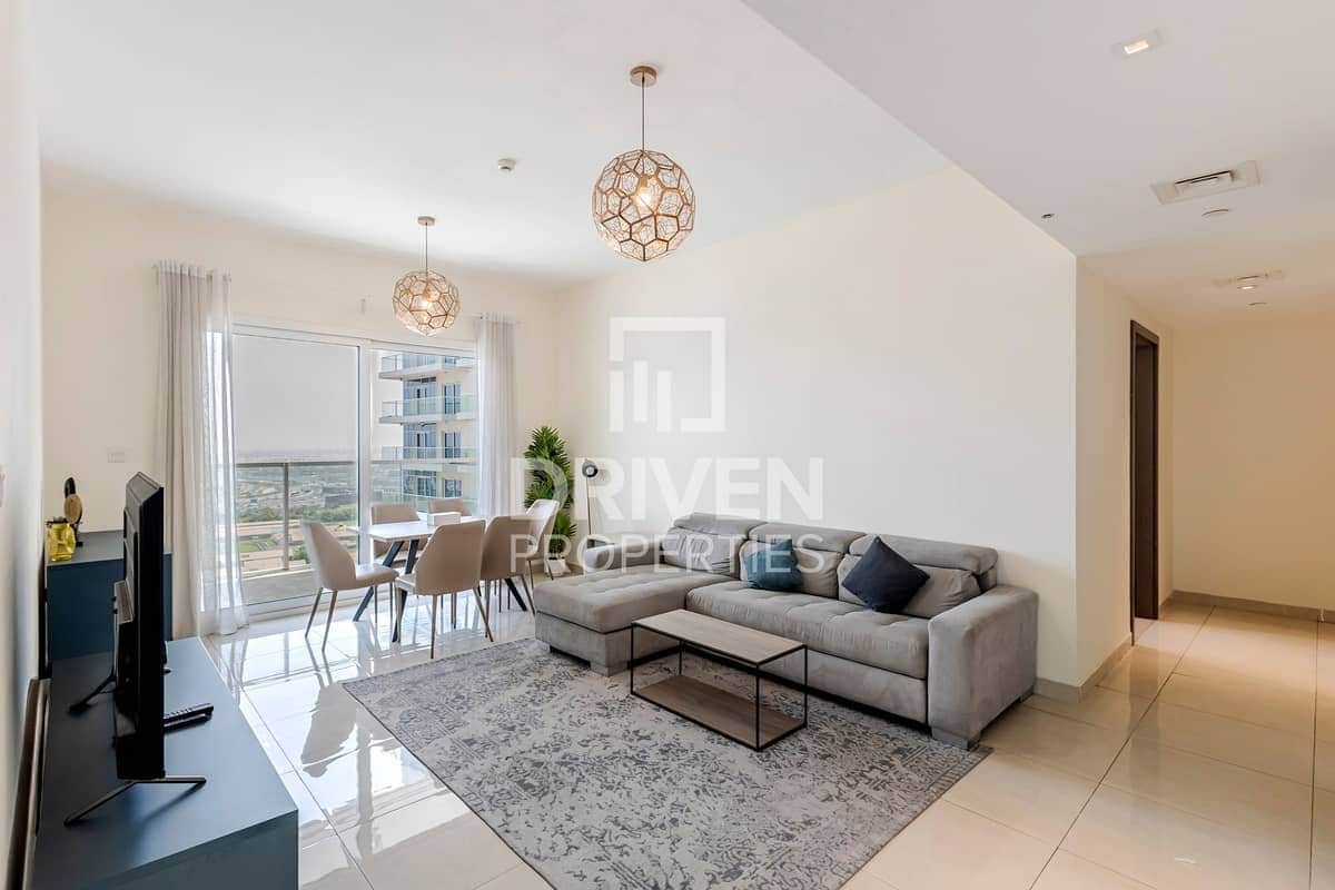 2-bedroom freehold apartment in Business Bay — photo 1 of 5