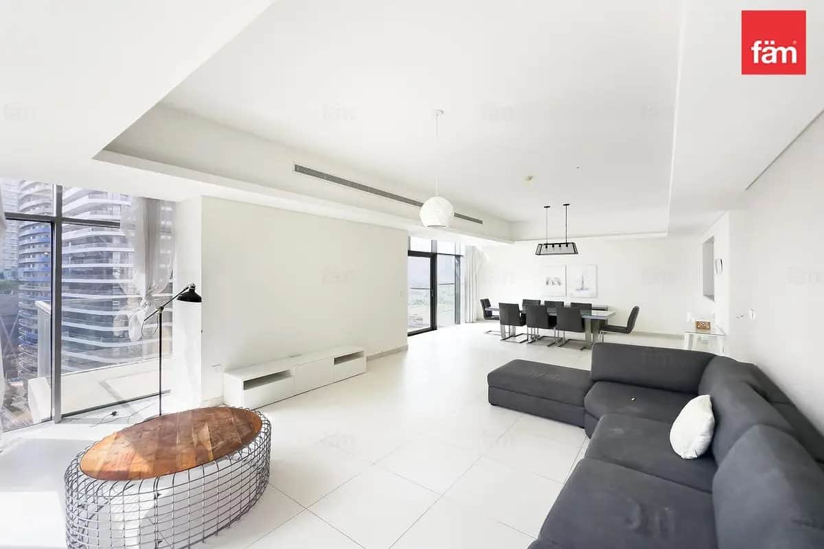2-bedroom freehold apartment in Downtown Dubai — photo 1 of 5