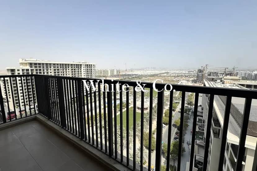 2-bedroom freehold apartment in Town Square — photo 3 of 5