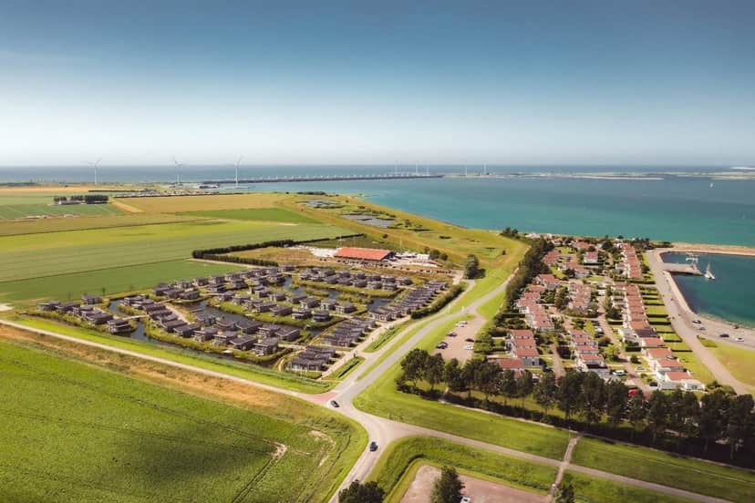 vakantiewoning met 2 slaapkamers in Kamperland, foto 2 van 5