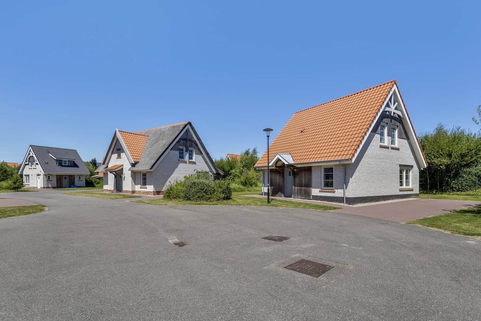 4-bedroom holiday home in Nieuwvliet — photo 3 of 5