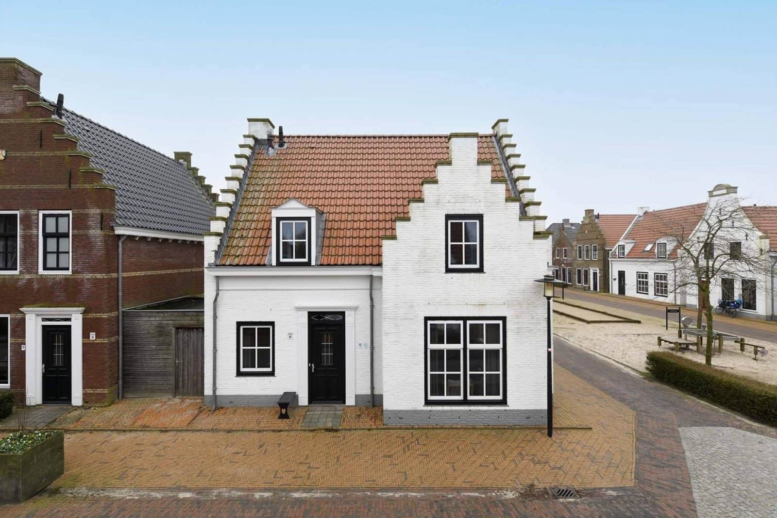 vakantiewoning met 4 slaapkamers in Eanjum, foto 2 van 5