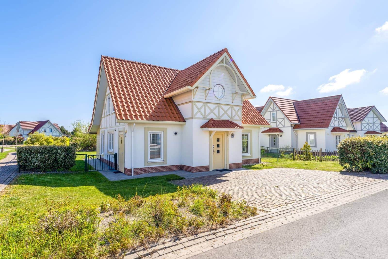 vakantiewoning met 5 slaapkamers in Cadzand, foto 1 van 5
