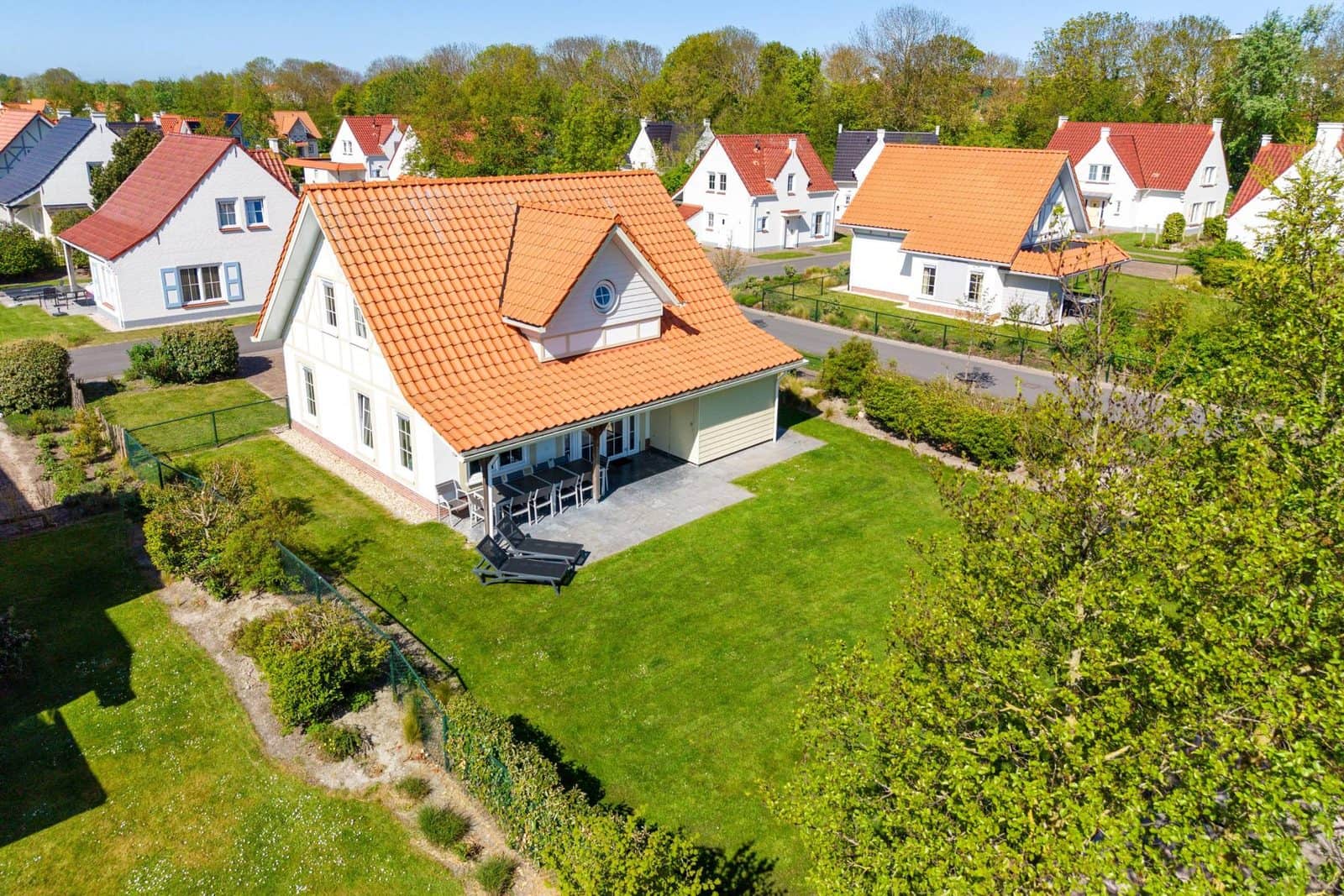 vakantiewoning met 5 slaapkamers in Cadzand, foto 2 van 5