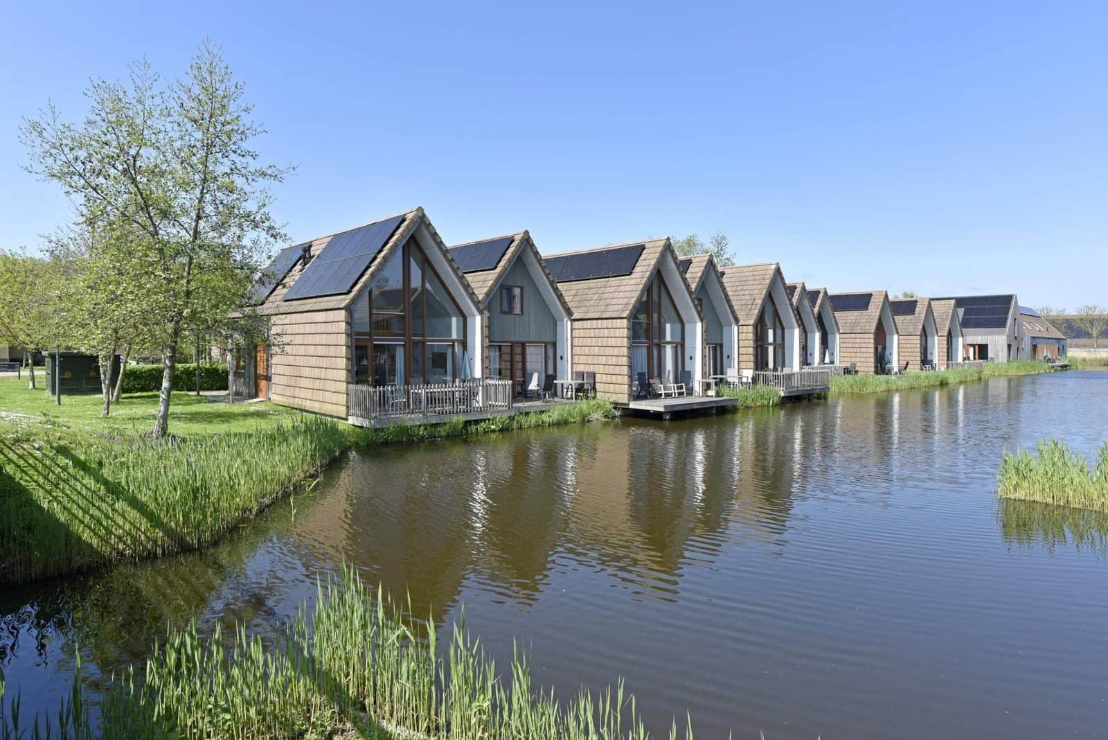 vakantiewoning met 2 slaapkamers in Reeuwijk, foto 1 van 5