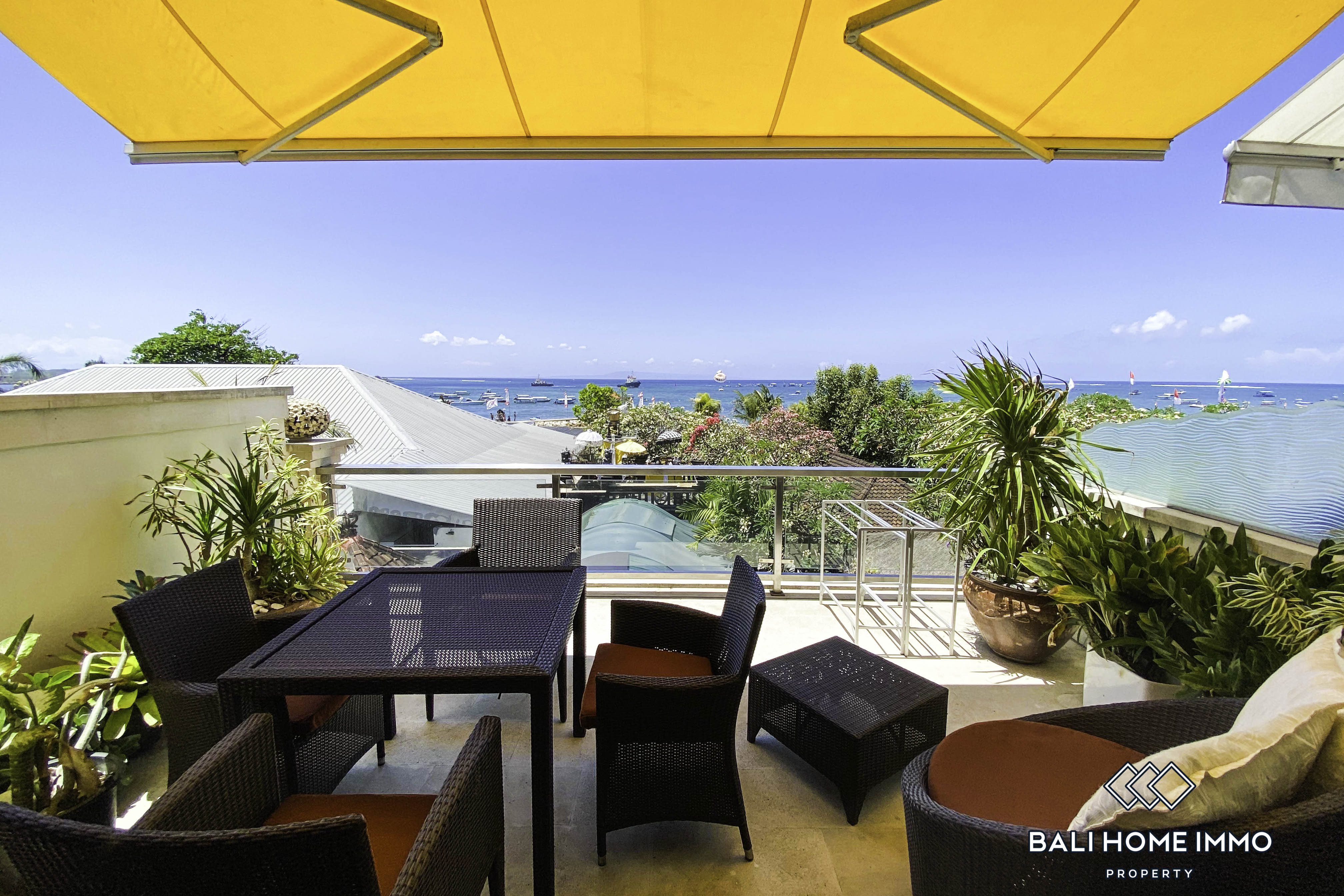 2 Bedroom Beachfront Apartment for Rent in Benoa - RF5059
