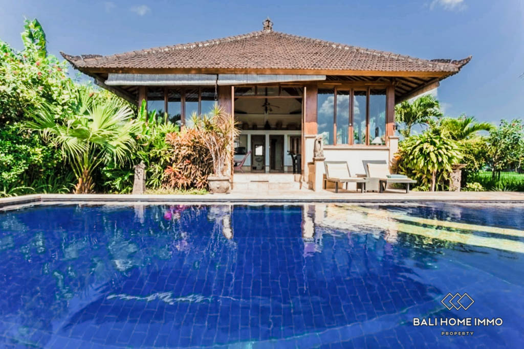 3 Bedroom Villa For Sale Freehold in Berawa - YA282