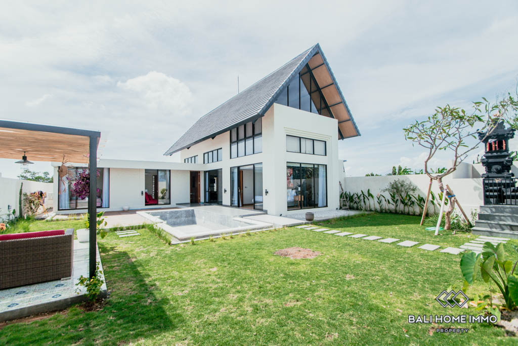 4 Bedroom Villa for Sale Freehold in Canggu Residential Side - YA313