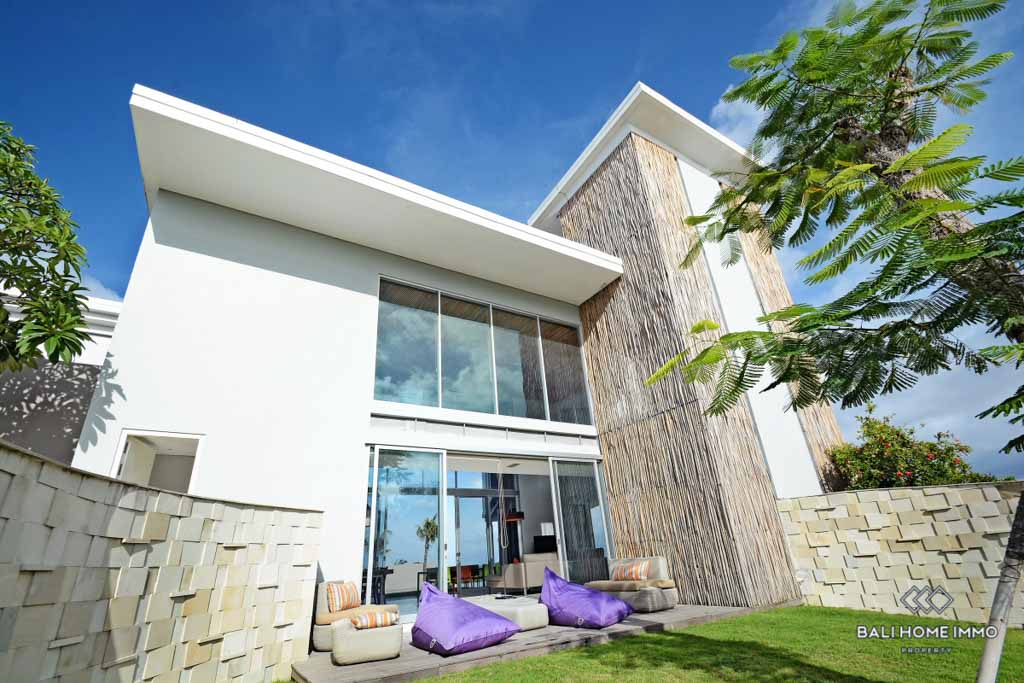 4 Bedroom Villa For Sale Freehold in Uluwatu - BHI897