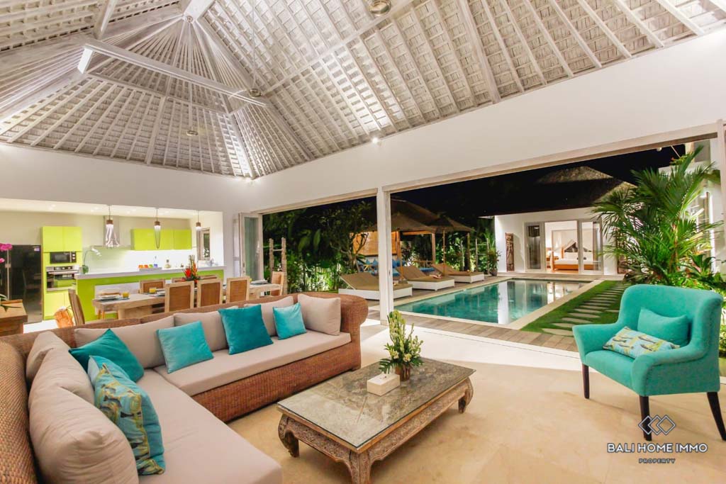 4 Bedroom Villa For Sale Leasehold in Petitenget - BHI985
