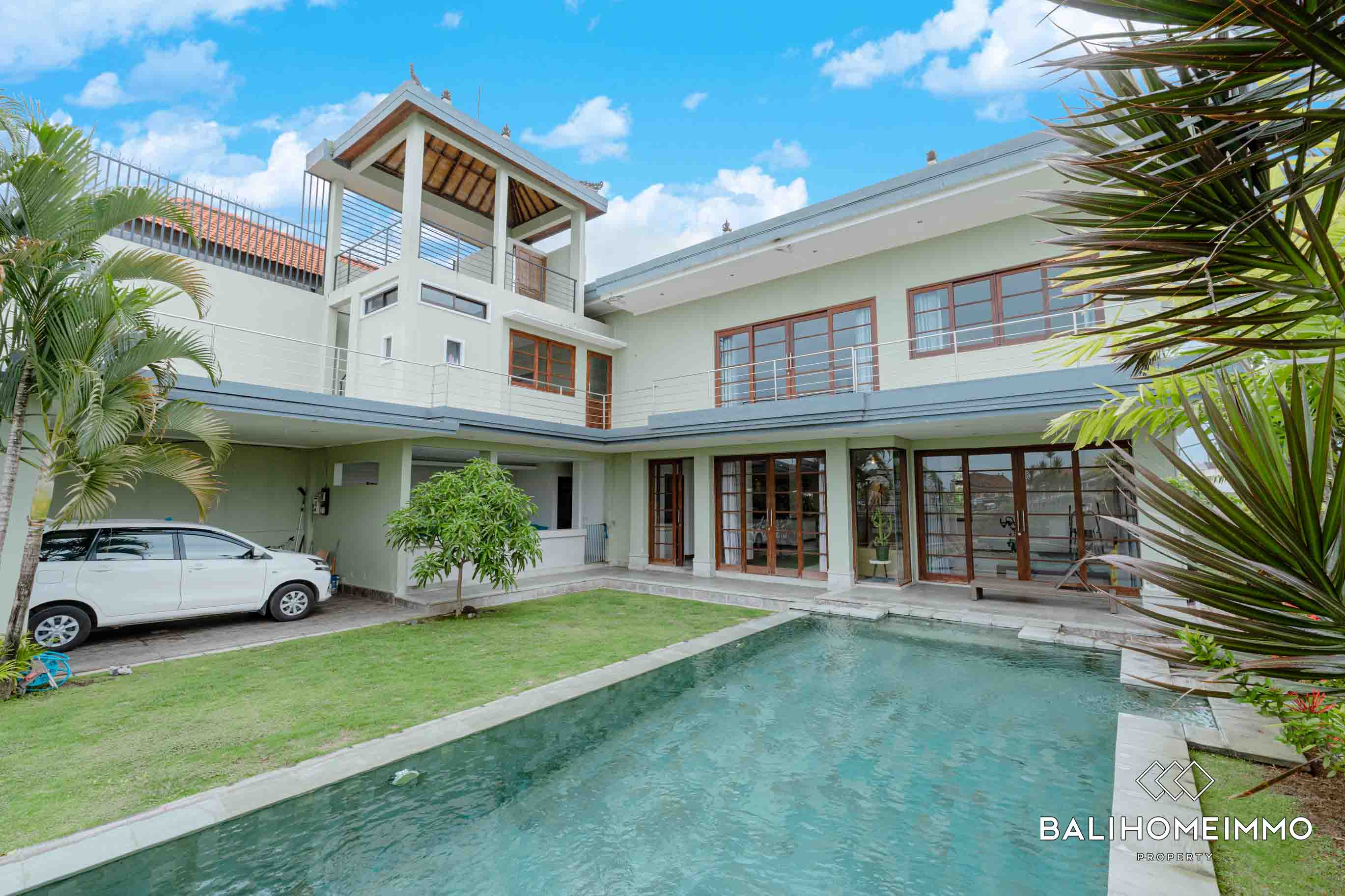 5 Bedroom Villa For Sale in Canggu Residential Side - BHI860