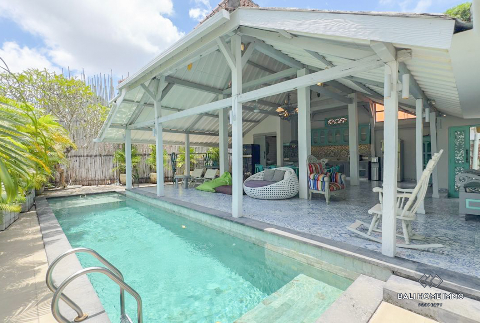 Beautifull 3 Bedrooms Villa for Sale and Rent in Bali Canggu Residential Side - RF8168