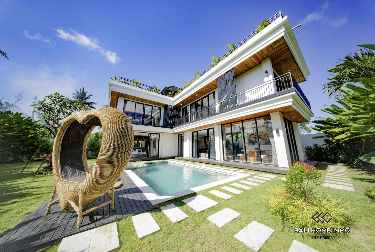 Stunning 5 Bedroom villa for sale and rent in Bali Ubud - RF5495