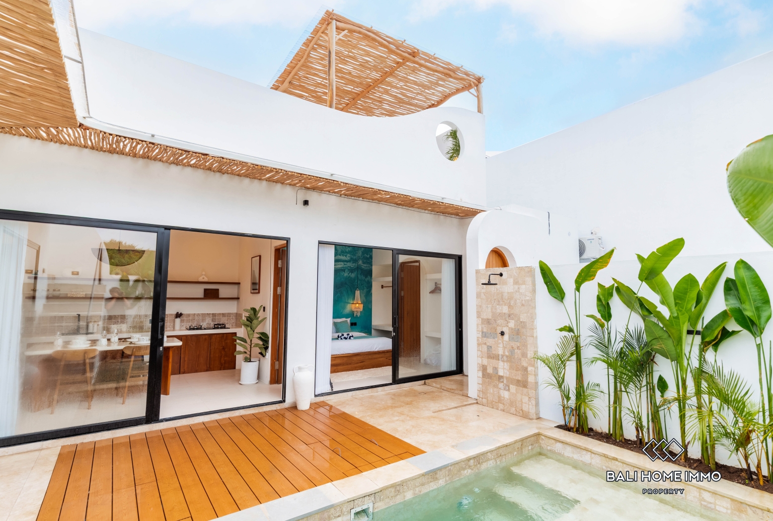 Beautiful 2 Bedroom Villa for Sale Leasehold in Uluwatu Near Karma Beach - Rf7916