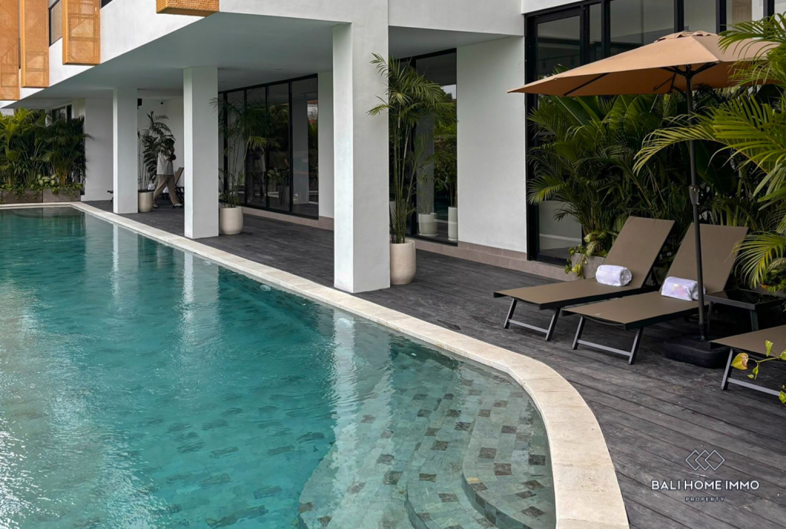 Charming 1 Bedroom Apartment for Sale Leasehold in Bali Canggu Berawa - RF7897
