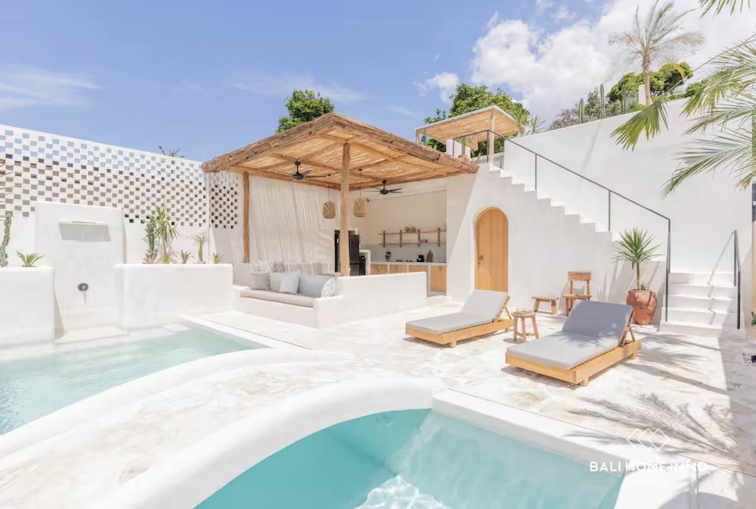 Charming 2 Bedroom Mediterranean Villa For Sale in Pererenan - RF9968