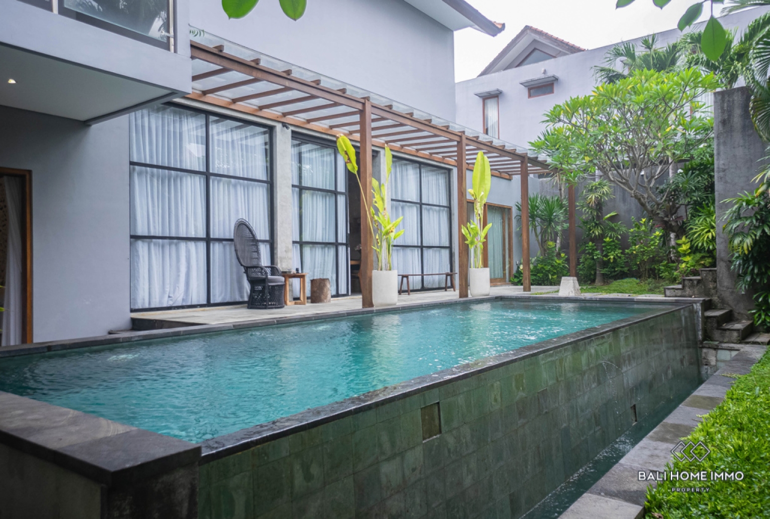 Charming 5 Bedroom Villa for Sale and Rent in Bali Umalas - RF8859