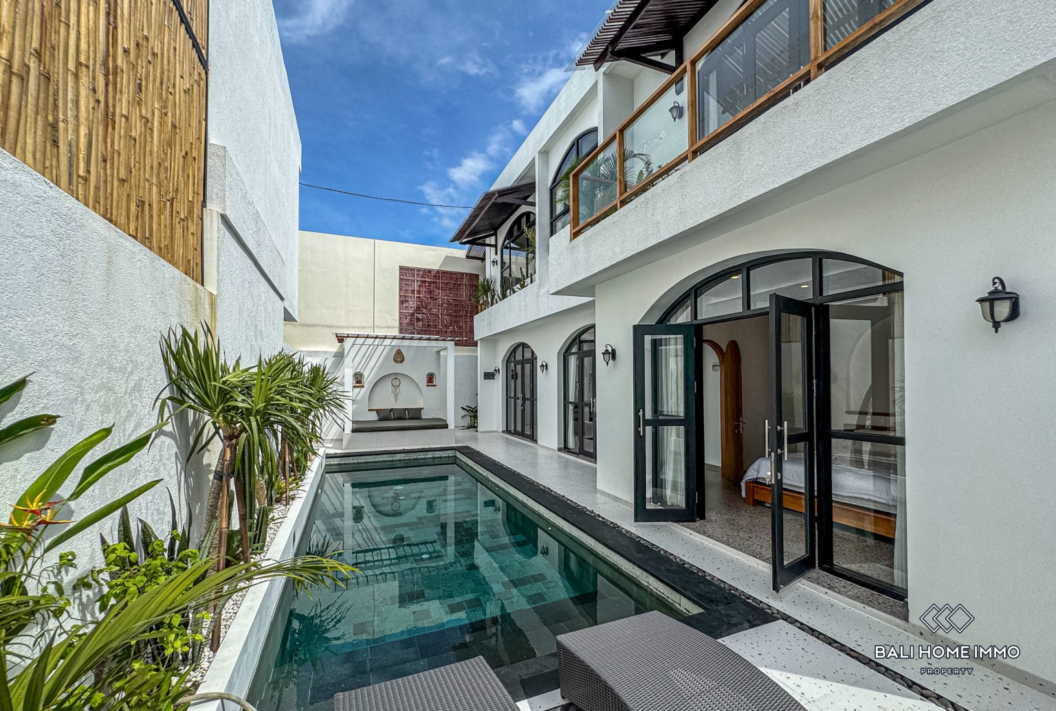 modern 7 bedroom for sale in Canggu Batu Bolong Echo Beach - RF6029