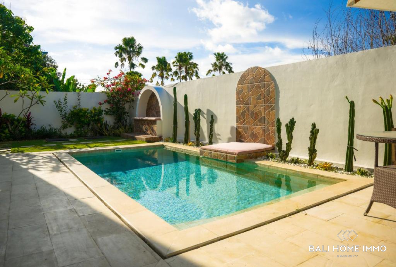 Modern Tropical 3-Bedroom Villa for Sale in Prime Balangan Location - RF10776