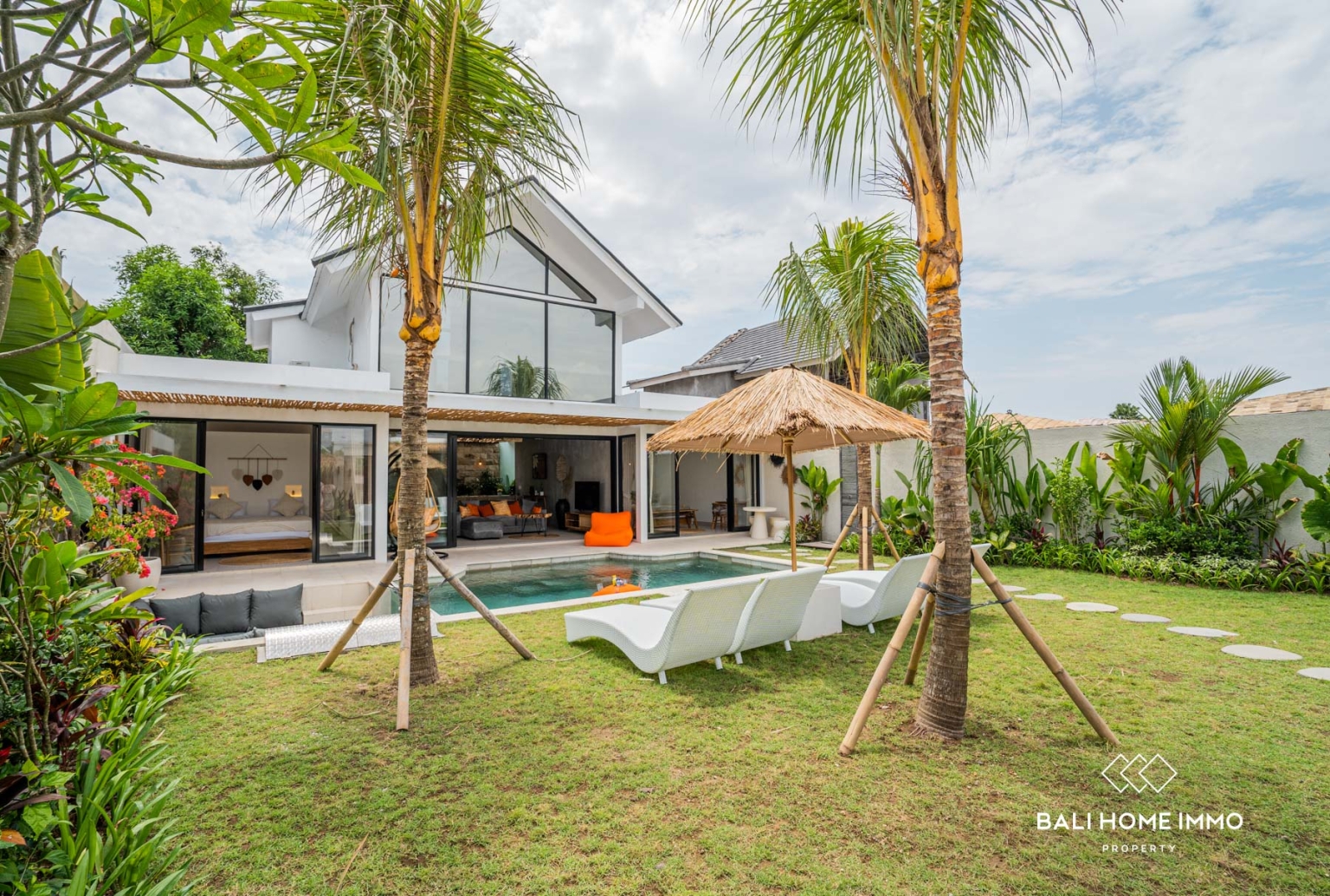 Spacious 4 Bedroom Villa for Leasehold Sale in Canggu Bali - RF10747