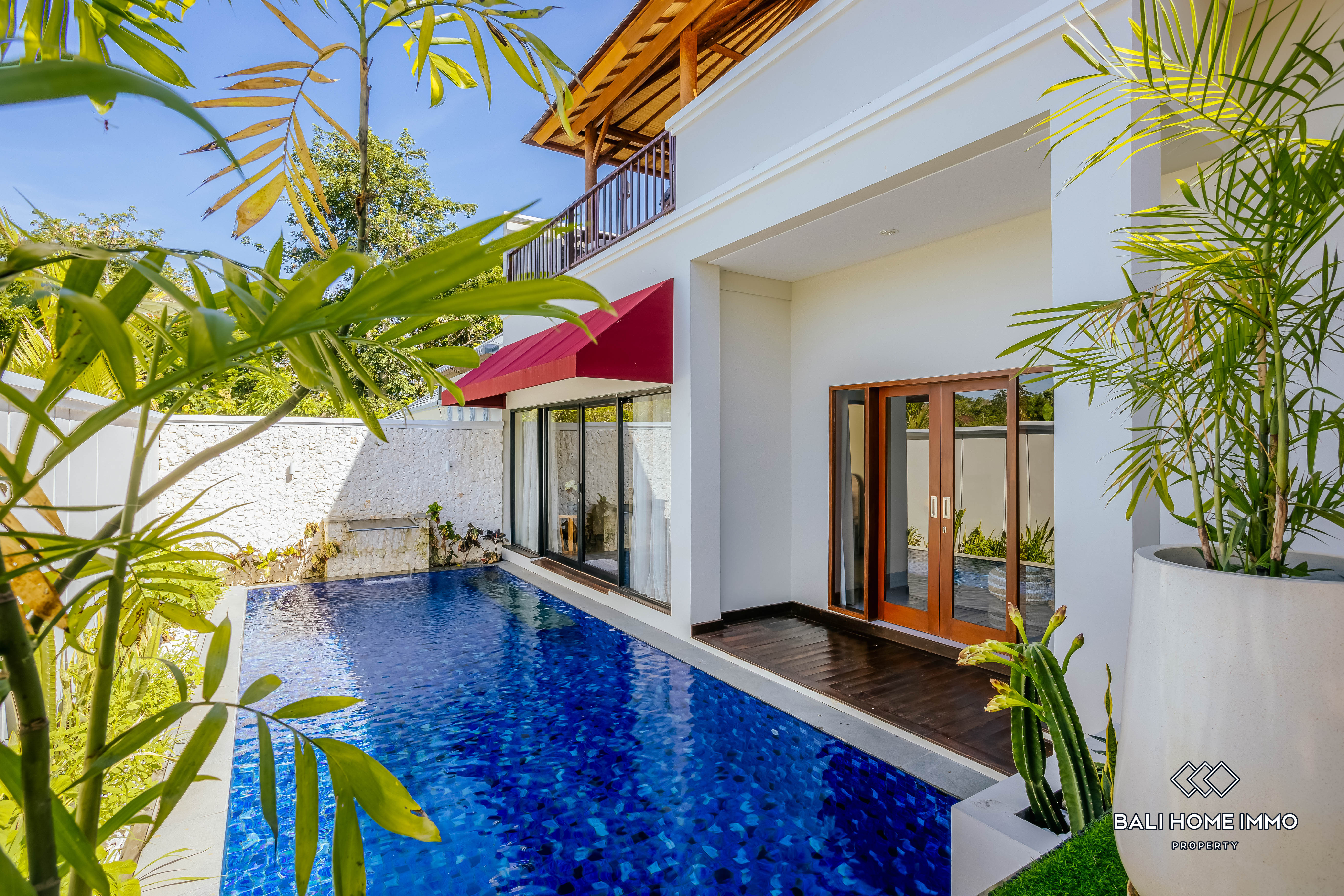 Stunning 3 Bedrooms Villa for Sale & Rent in Bali - Ungasan - Ad048